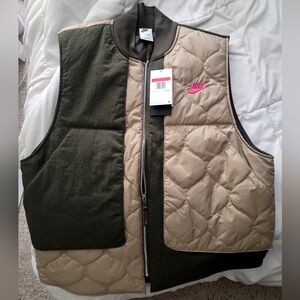 Nike vest